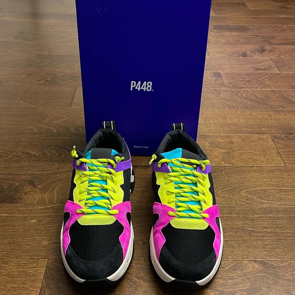 NIB, P448 Dean Aquamarine sneakers